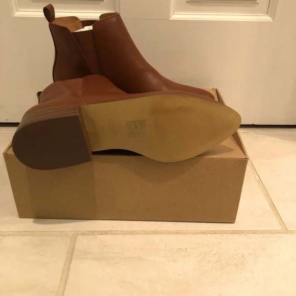 JCrew Chelsea Boots - Picture 2 of 4